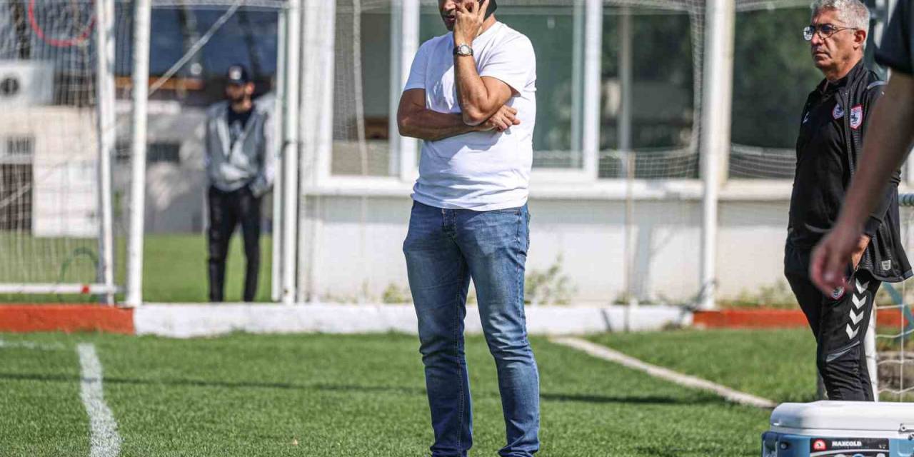 Samsunspor Futbol Direktörü Fuat Çapa, İlk Kez Antrenmana Katıldı