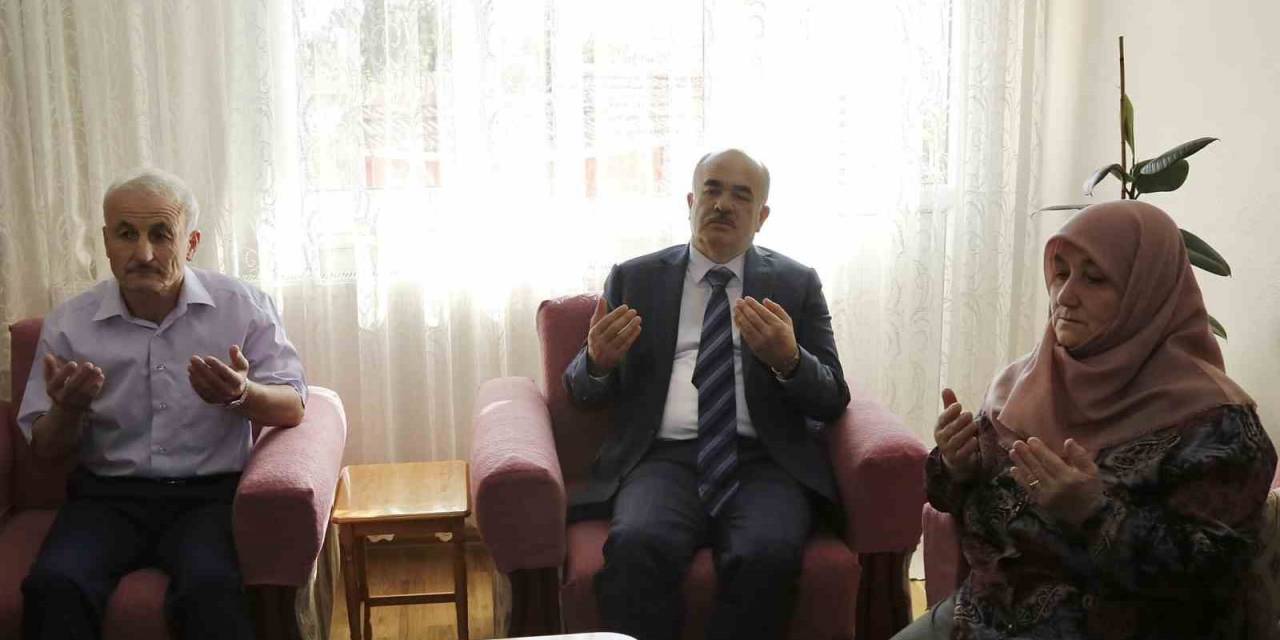 Vali Dağlı: "Şehit Ailesine Sahip Çıkmak Görevimiz"