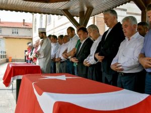 Gümüşhane’de Şehitler İçin Gıyabi Cenaze Namazı Kılındı, Dua Edildi