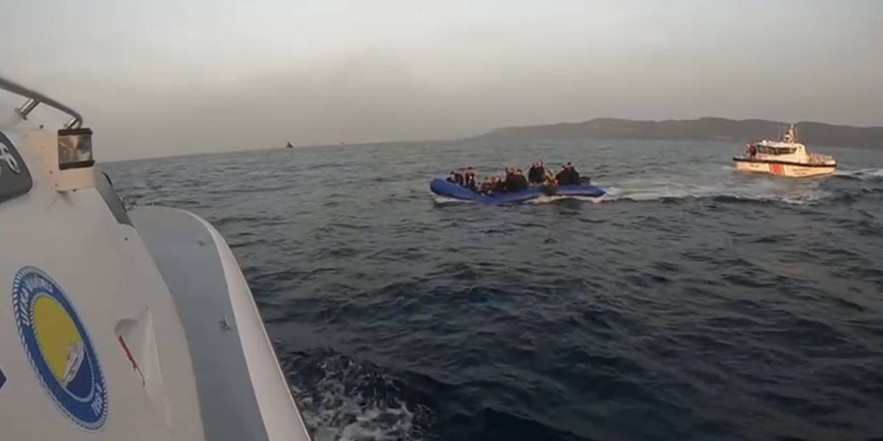 Ayvacık Açıklarında 47 Kaçak Göçmen Yakalandı