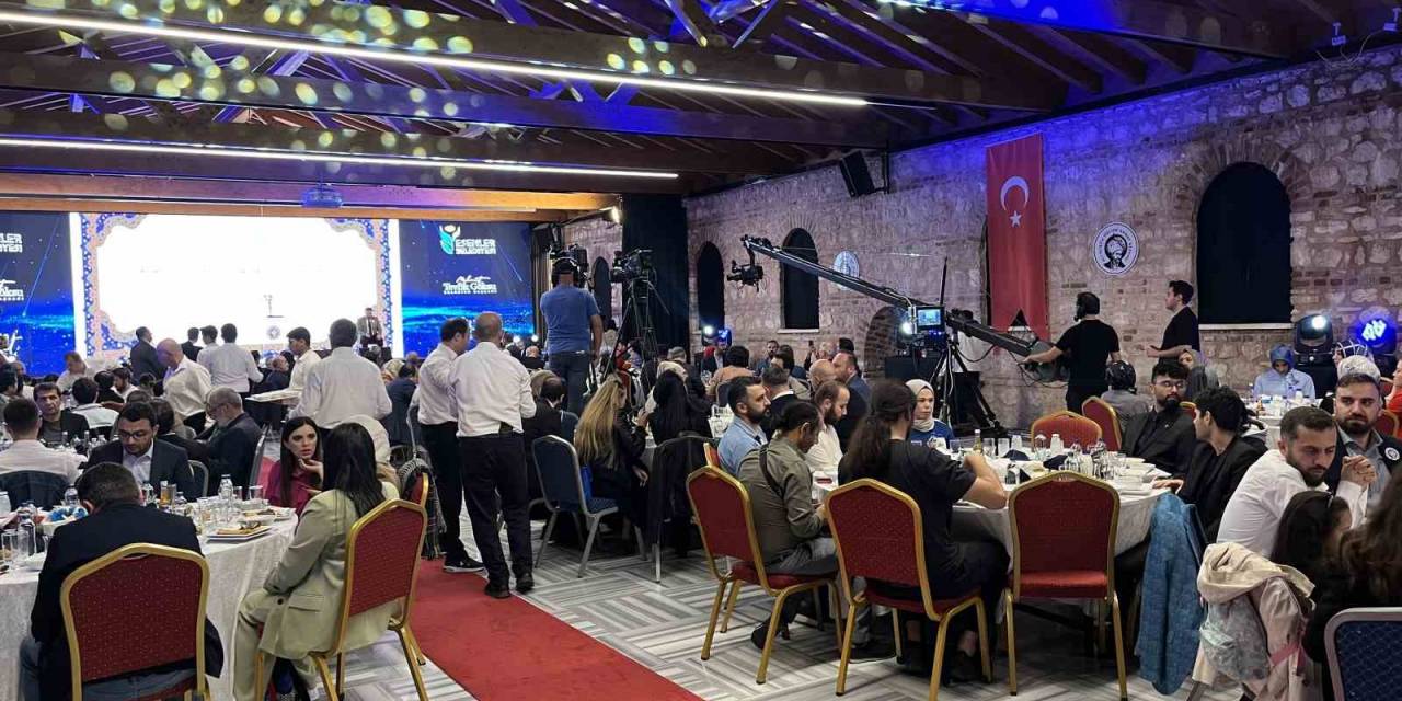 Esenler’de "Ali Kuşçu Kültür Sanat Sezonu" Başladı