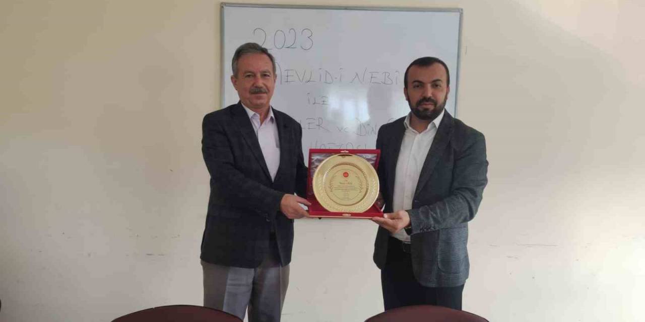 Kastamonu’da Yılın Din Görevlisi Turgay Oral Seçildi