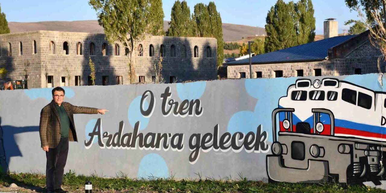 Başkan Demir, Doğu Ekspresinin 50 Kilometrelik Altyapısını Yapmaya Talibiz