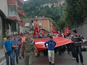 Küre’de Genci Yaşlısı Şehitler İçin Yürüdü