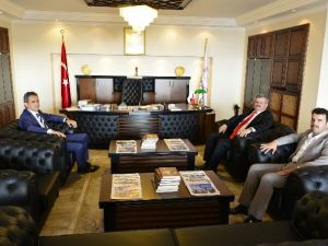 Zonguldak Milletvekili Faruk Çaturoğlu, Rektör Özer’i Ziyaret Etti