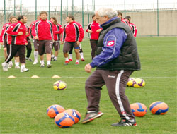Rize Hacettepe'ye Bileniyor