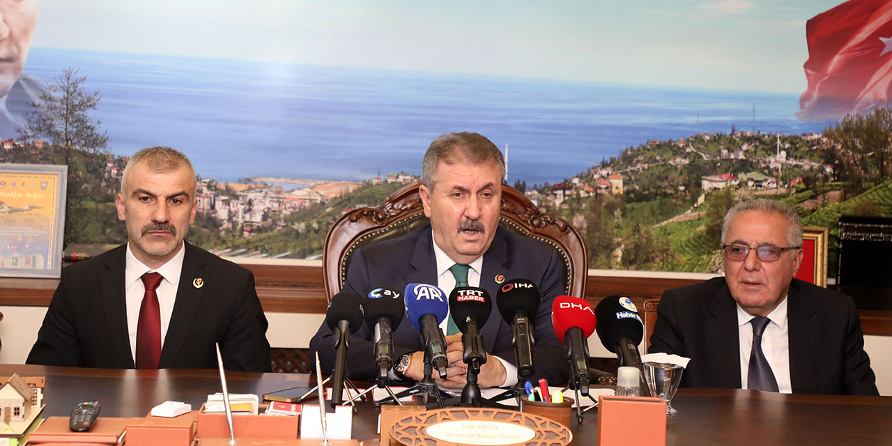 BBP Genel Başkanı Destici, Rize'de Suriye'nin kuzeyindeki operasyonu değerlendirdi