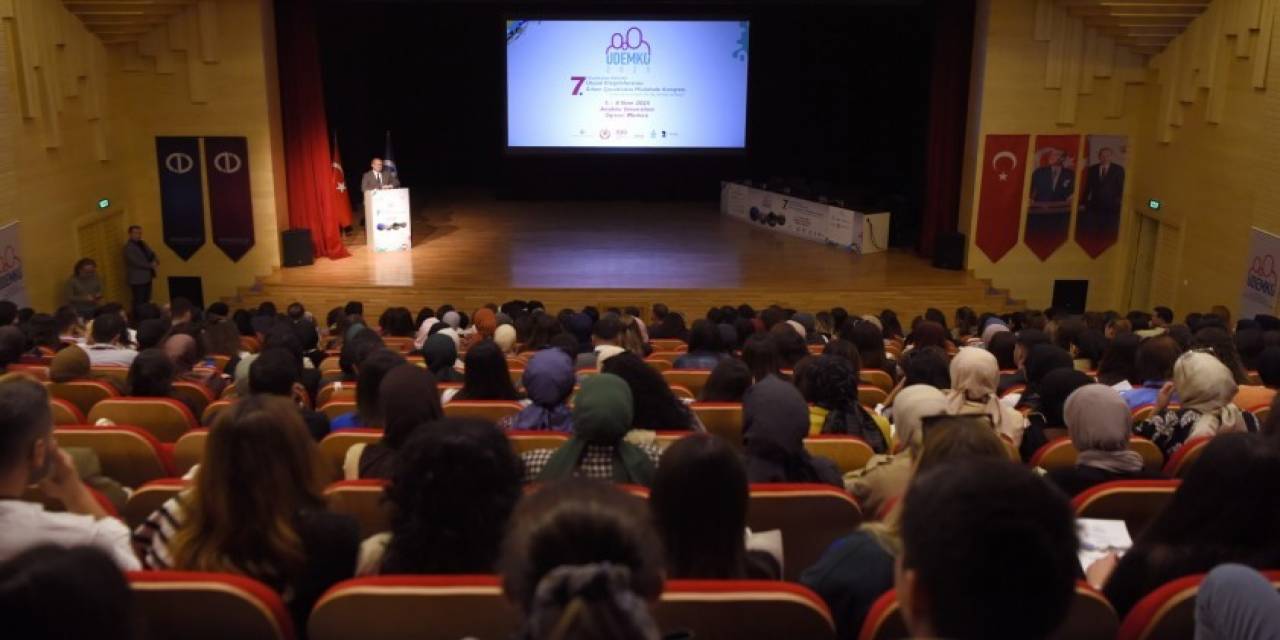 Udemko 2023 Anadolu Üniversitesi Ev Sahipliğinde Başladı