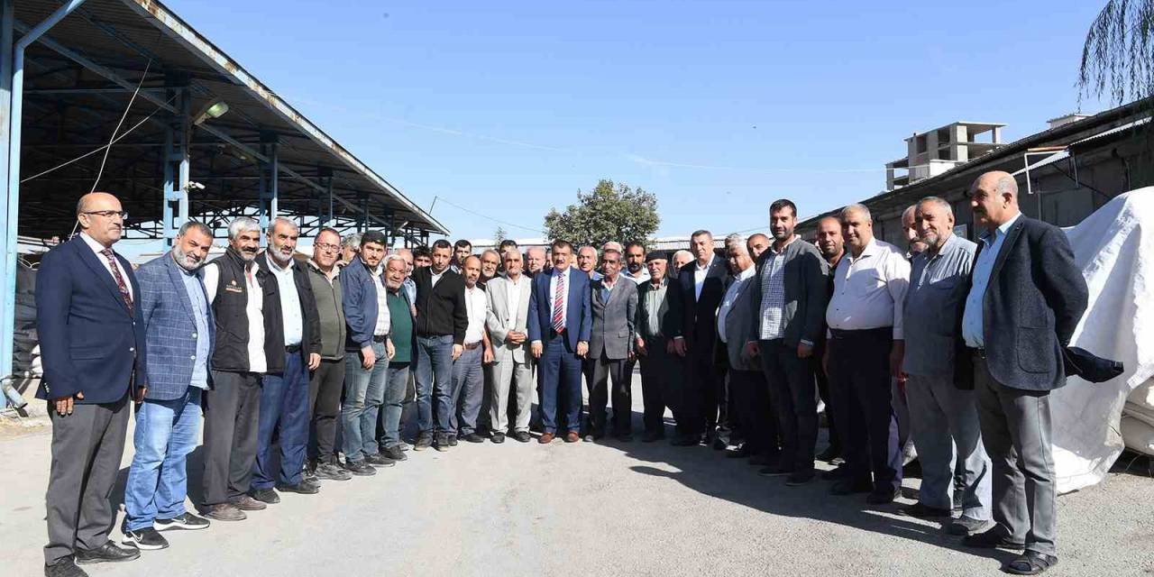 Gürkan’dan Buğday Pazarı Esnafına Kira Desteği