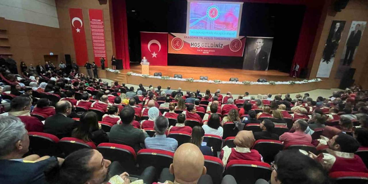 Nevü 2023-2024 Akademik Yılı Açılış Töreni Yapıldı