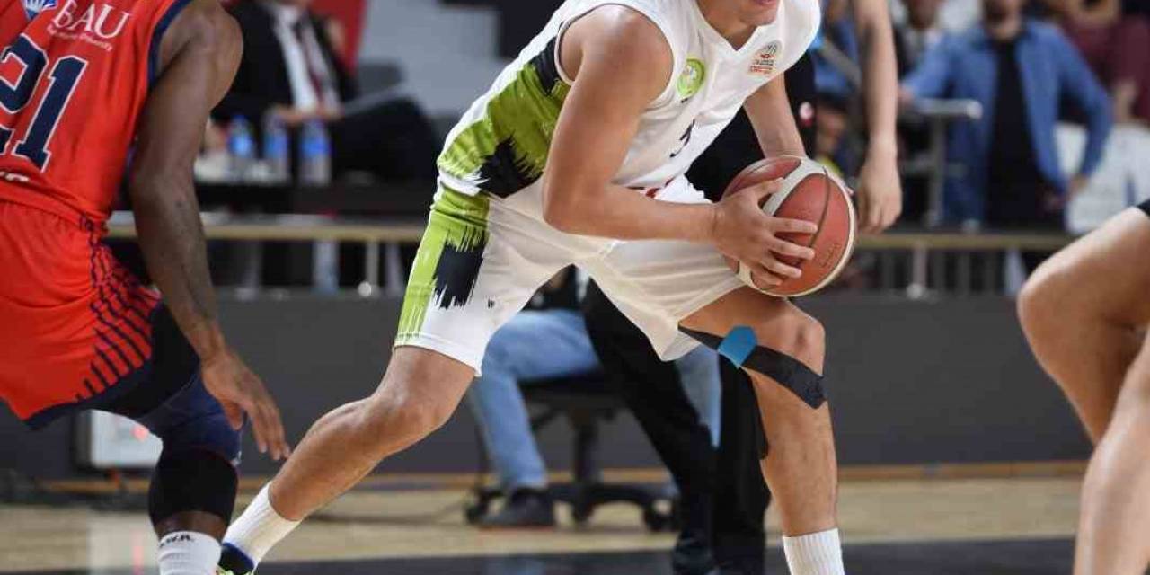 Pako Cruz, İlk Haftanın En Değerli Oyuncusu Oldu