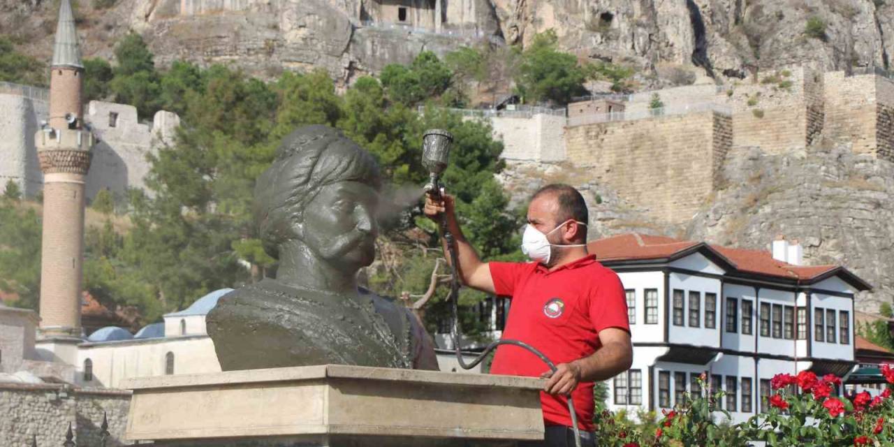 Amasya’nın Sembolü Şehzadelerin Büstleri Boyandı