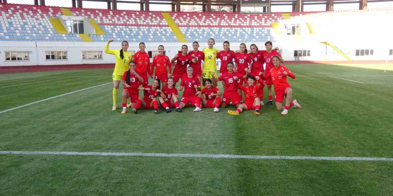 U17 Kadın Milli Takımı Avrupa Şampiyonası’nda Moldova’yı 6-2 Mağlup Etti