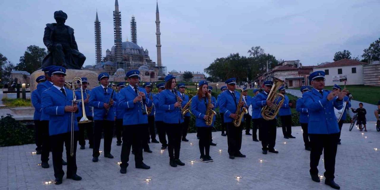 Edirne’de 1,5 Ton Tava Ciğerin Dağıtılacağı Festival Başladı
