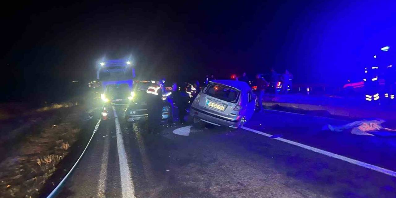 Kontrolden Çıkan Otomobil 2 Araca Çarptı: 1 Ölü