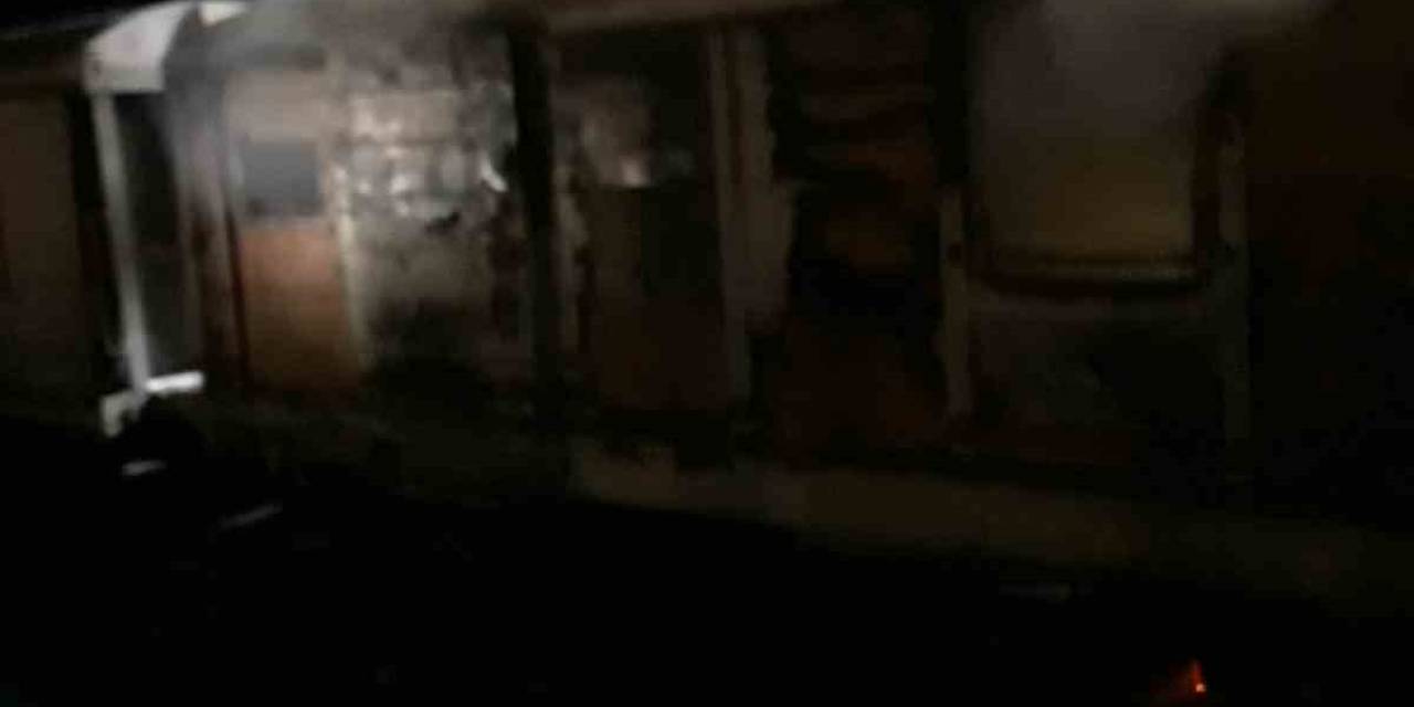 Muş’ta Seyir Halindeki Trende Yangın Çıktı