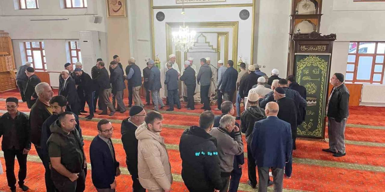 “Cumartesi Günü Sabah Namazı Ve Gençlik Buluşması” Devam Ediyor