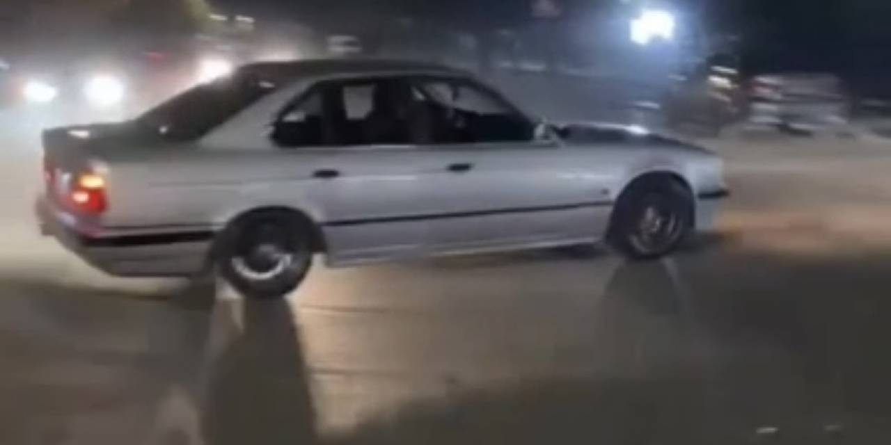 Yolu Kapatıp Drift Attı, Sosyal Medyada Paylaştı