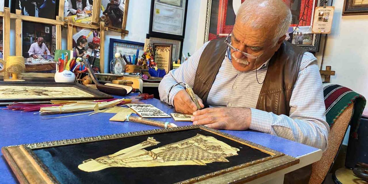 Ahşap Yakma Sanatında 56 Yılı Geride Bıraktı