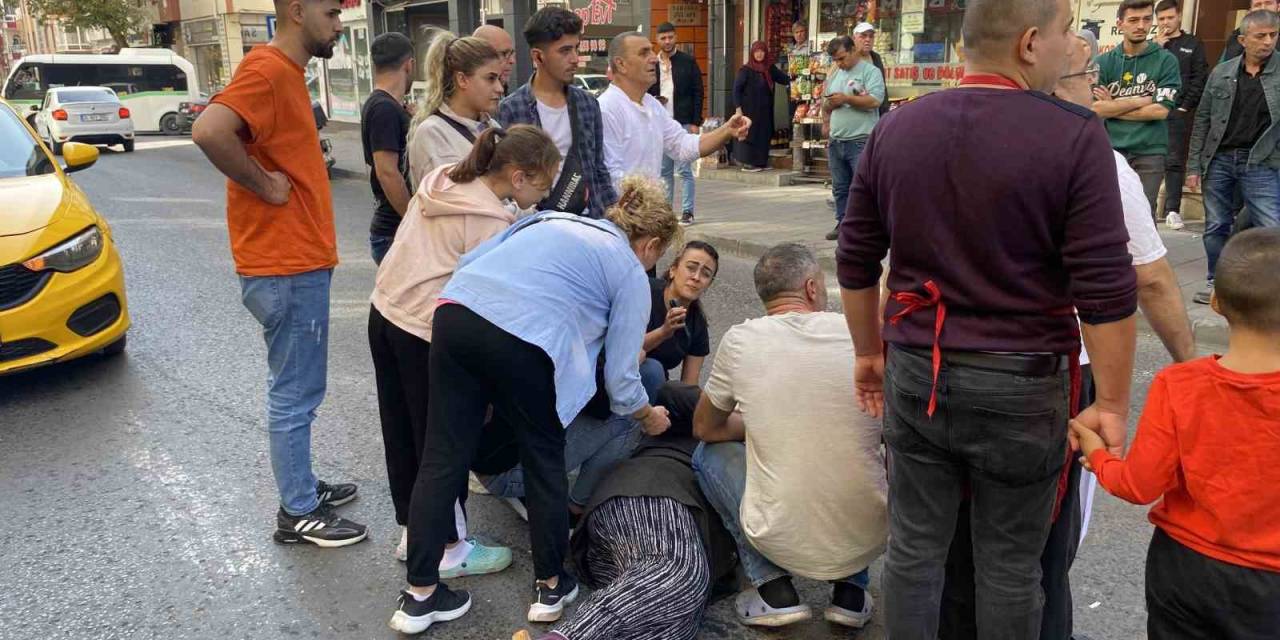 Yaya Geçidinden Geçerken Motosikletin Çarptığı Kadın Yaralandı: O Anlar Kamerada