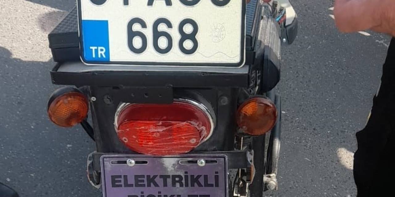 Uyanık Sürücüyü Polisin Dikkati Yakalattı