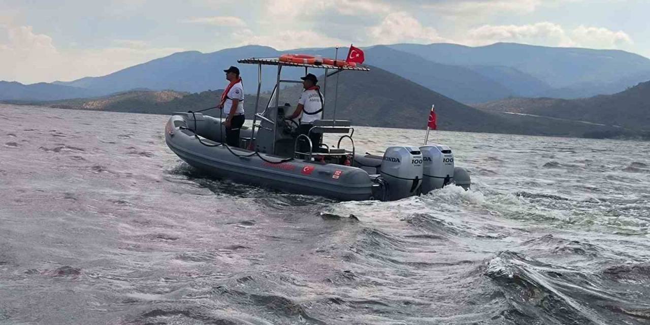 Jandarma Ekipleri Bafa Gölü Tabiat Parkı’nda Denetimlerini Sürdürüyor