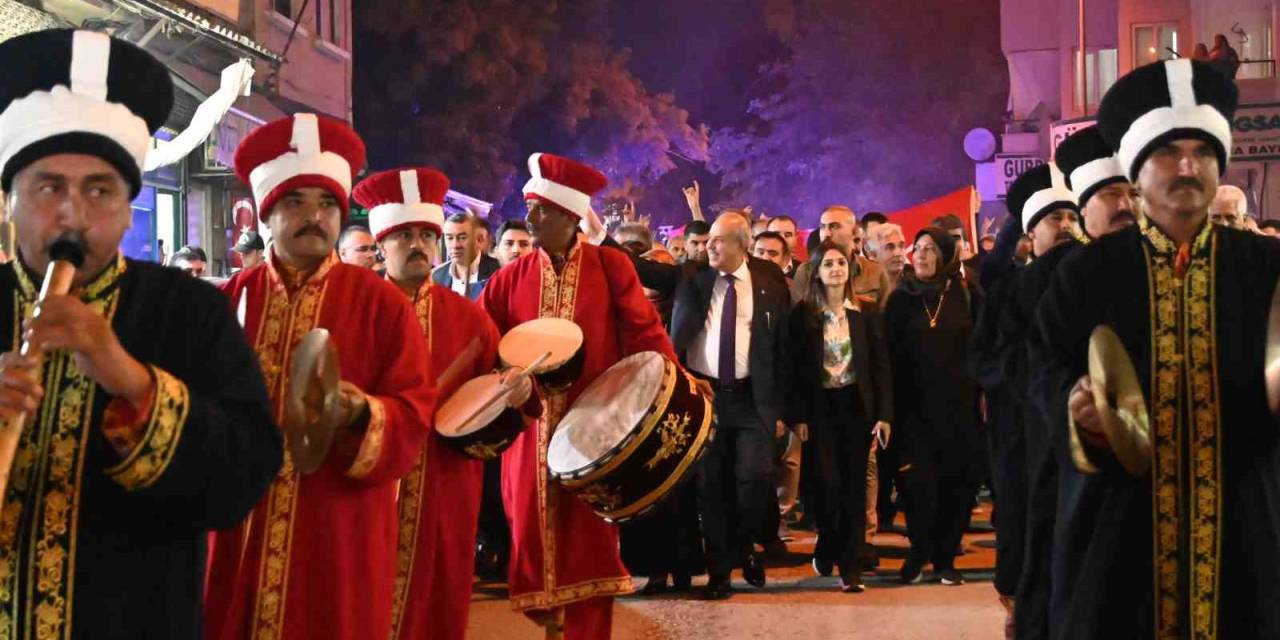 Gaziantep’in İkinci Büyük Festivali Ali Kınık İle Başladı