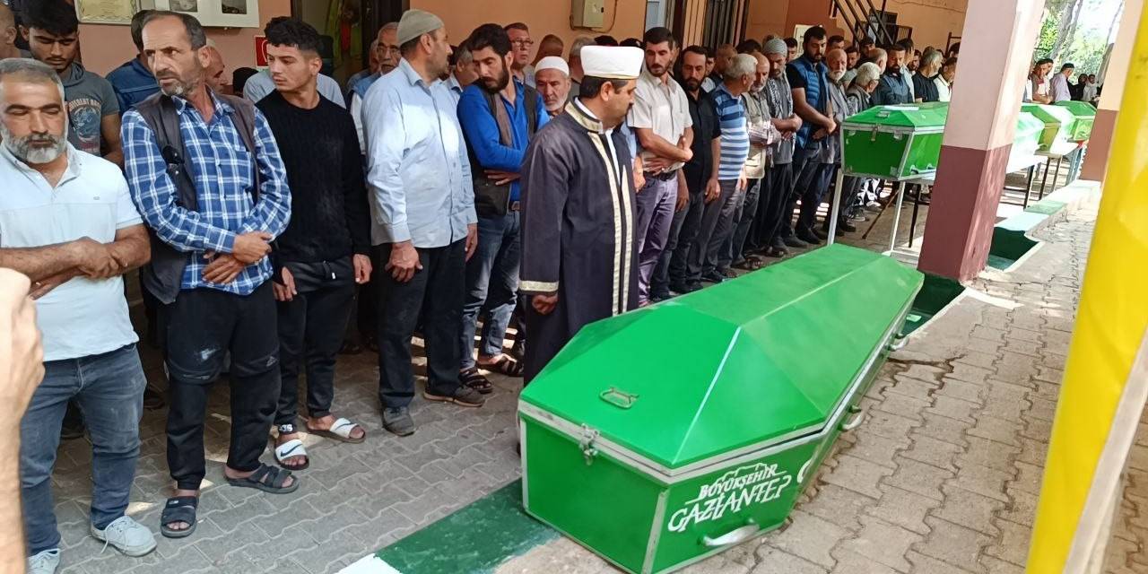 Feci Kazada Hayatını Kaybedenlerin Yürek Burkan Deprem Hikayesi