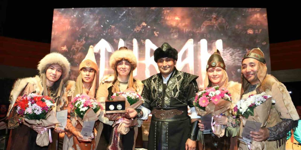 Kazakistanlı Müzik Topluluğu Turan Ethno Folk Band, 11 Ekim’de Toroslar’da