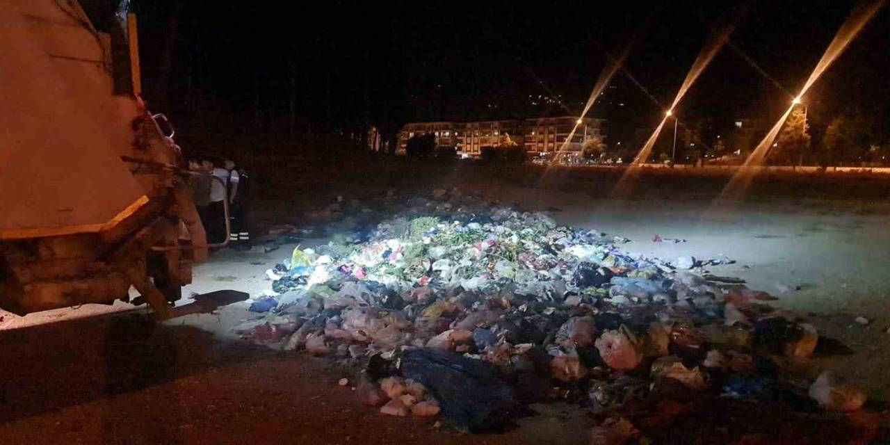 10 Ton Çöp Döküldü, Didik Didik Cinayet Delili Arandı