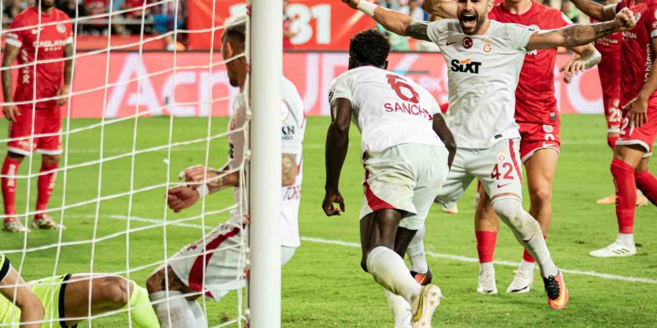 Davinson Sanchez İlk Golünü Attı