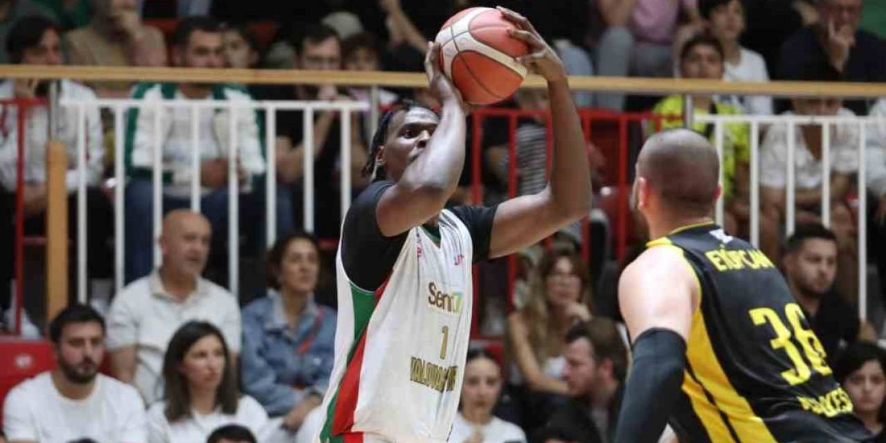 Semt77 Yalovaspor Evinde Balıkesir Büyükşehir’i 83-69 Yendi
