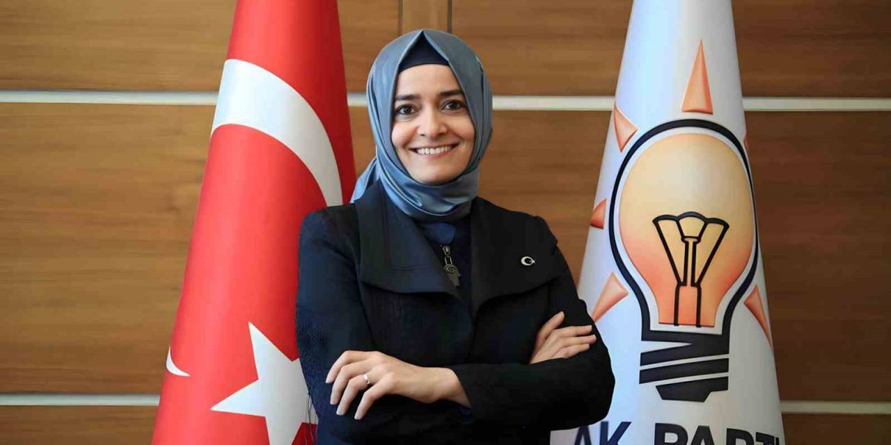 Ak Parti’de Fatma Betül  Sayan Kaya Myk Üyesi Olarak Seçildi