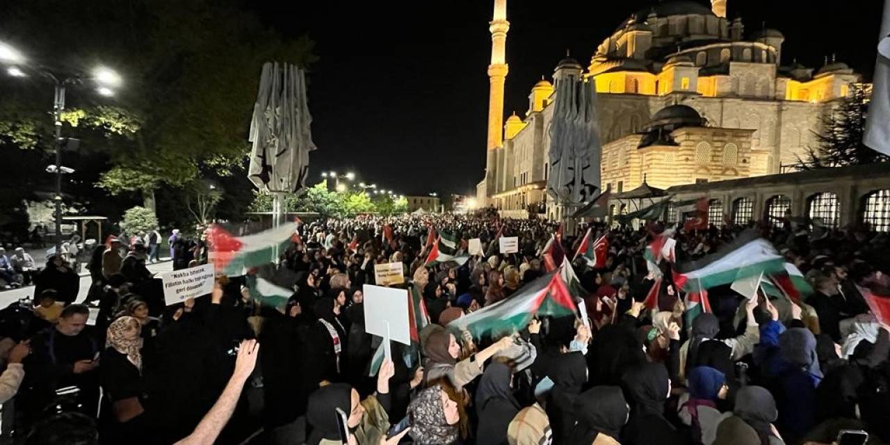 Fatih’te Yüzlerce Kişi Filistin’e Destek İçin Bir Araya Geldi