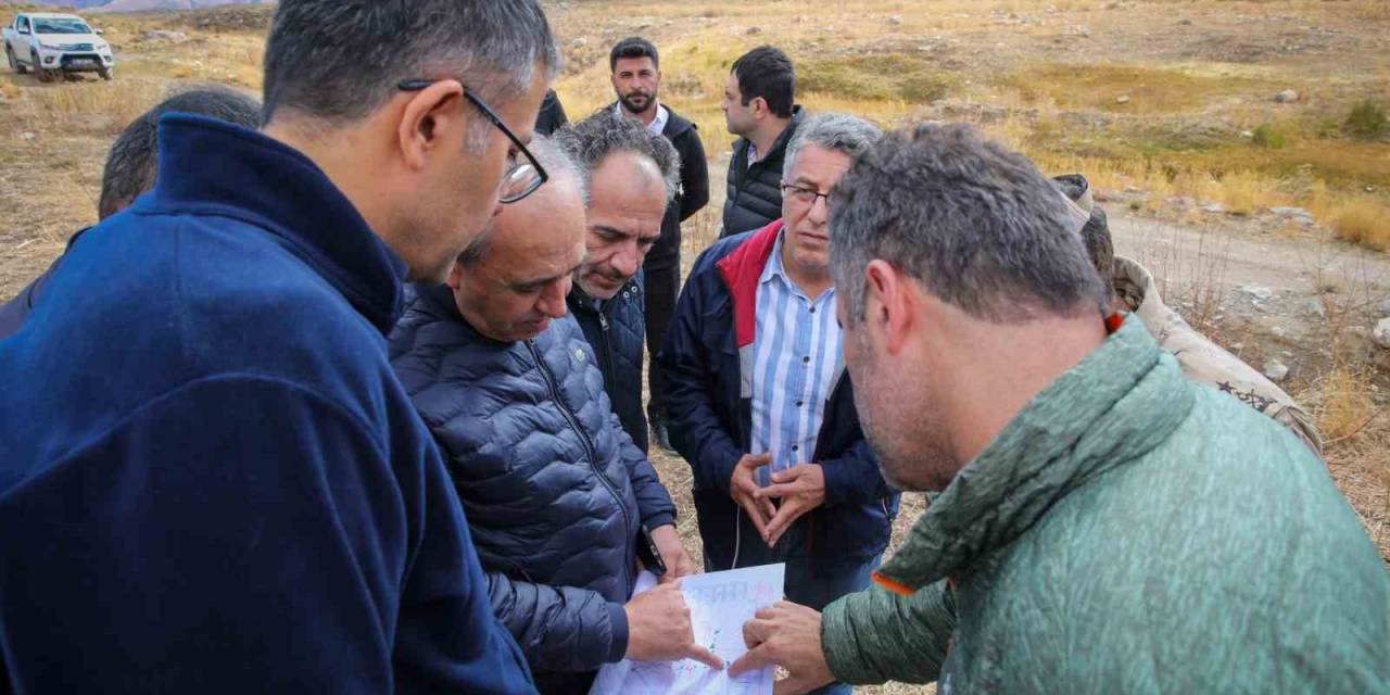 Vali Çelik, Su Sorunu Çözümü İçin 3 Bin 500 Rakımda