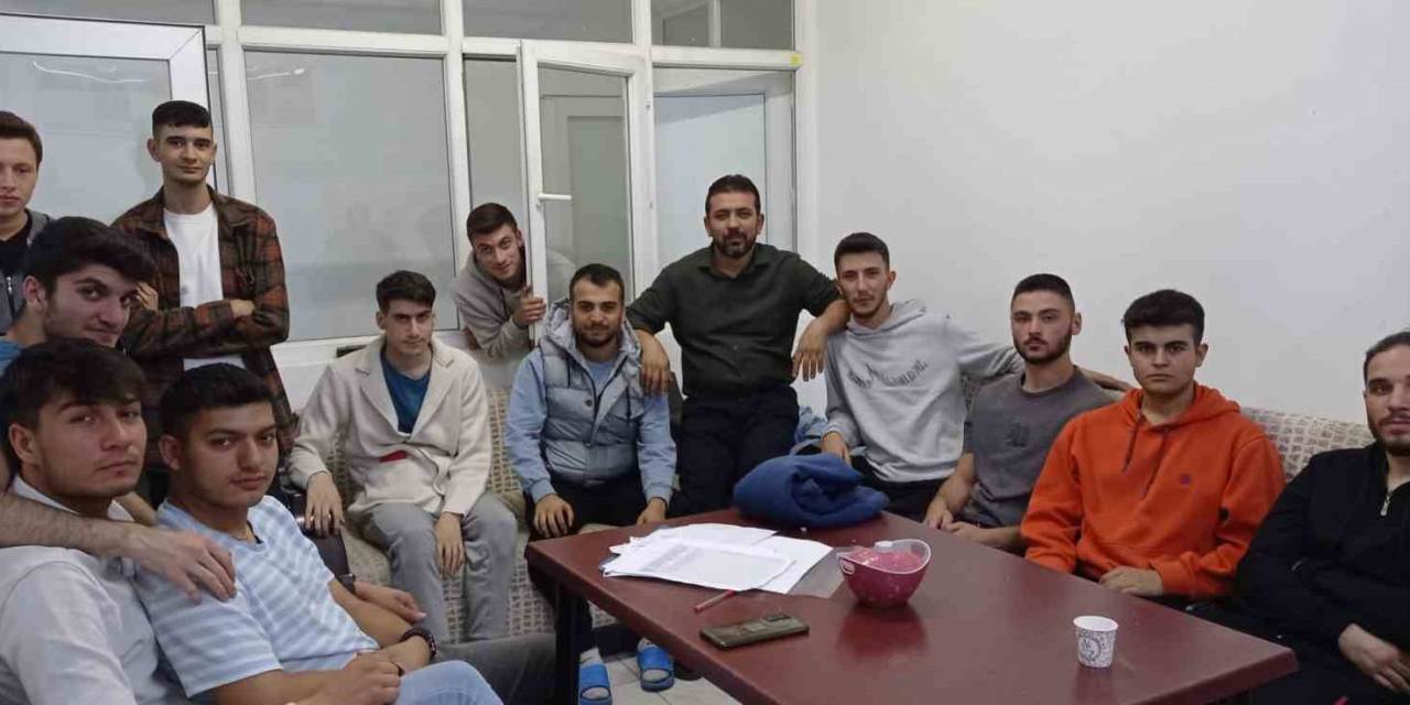 İspir Spor Kulübü’nden Gençlere Yurt Desteği