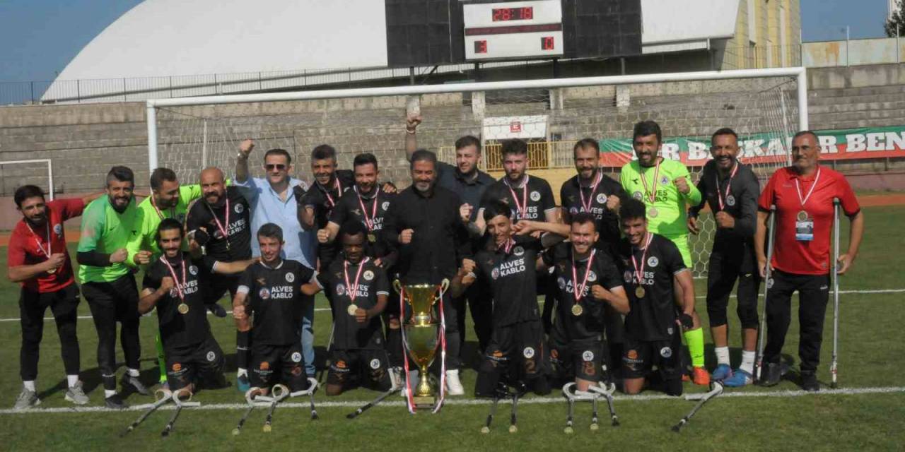 Ampute Futbol Türkiye Kupası Alves Kablo’nun Oldu