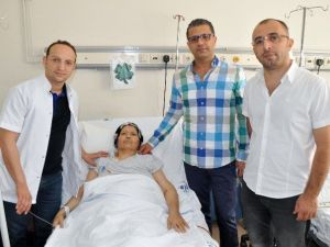 Karnından Basket Topu Büyüklüğünde Tümör Çıktı