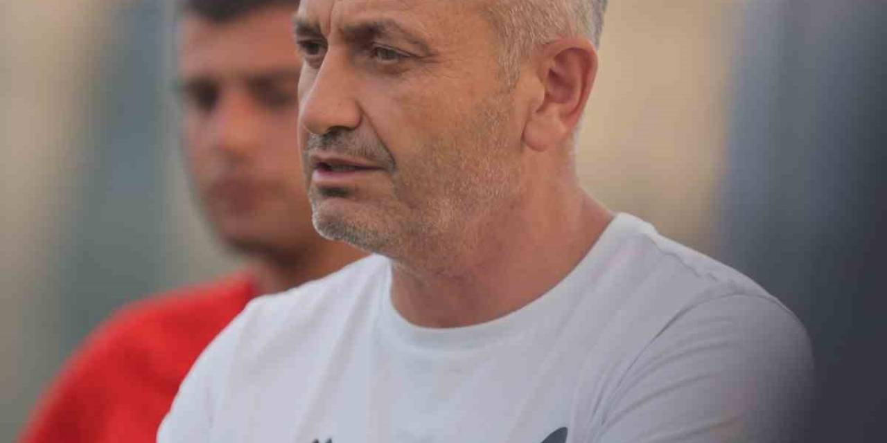 Efeler 09 Sfk Teknik Direktörü Kanber: "Önemli Bir Galibiyet Aldık"