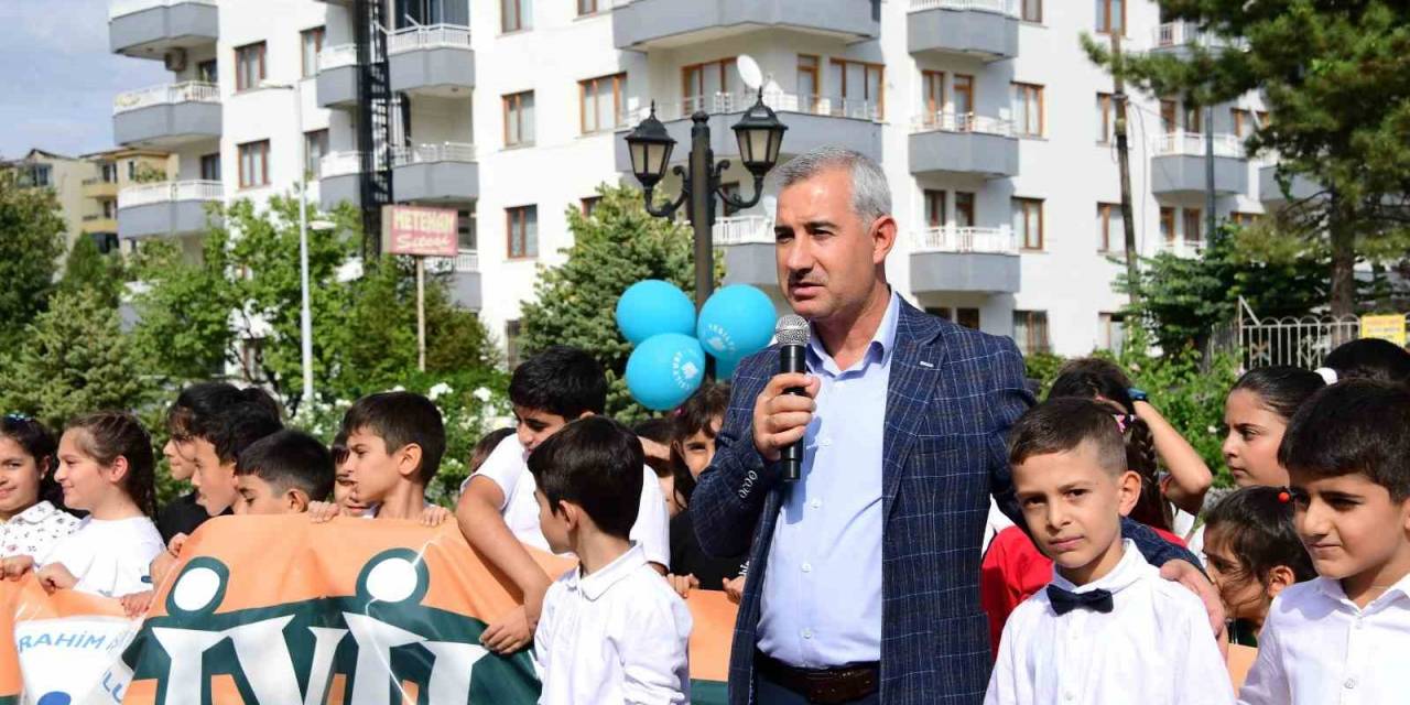 Çınar, ‘İyilik Önderleri Son Yaz Pikniği’ Etkinliğinde Çocuklarla Bir Araya Geldi