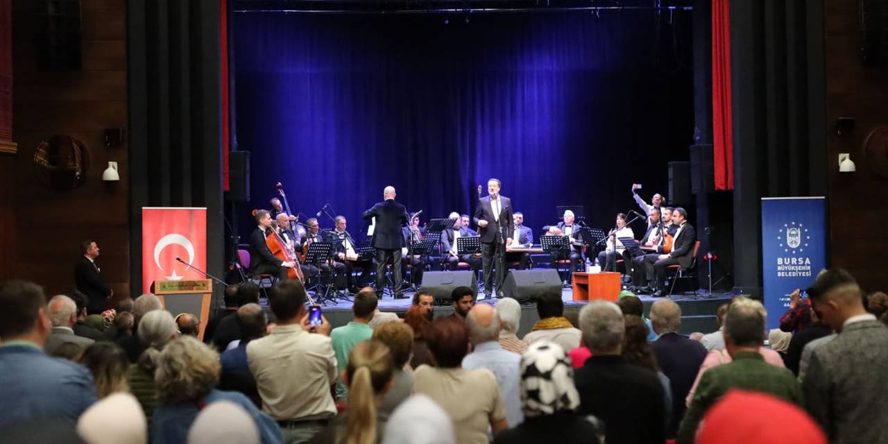 Ahmet Özhan İle ‘Sezona Merhaba’ Konseri