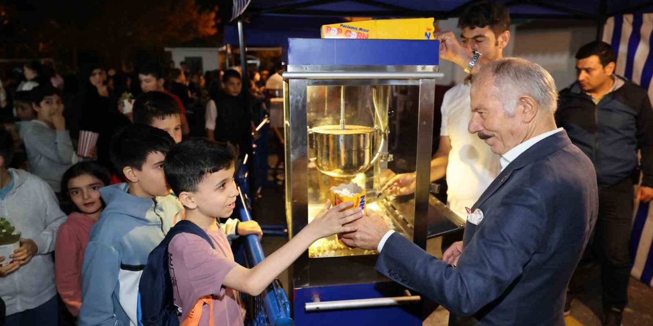 Bayrampaşa’da "Okula Merhaba" Etkinliğinde Doyasıya Eğlence