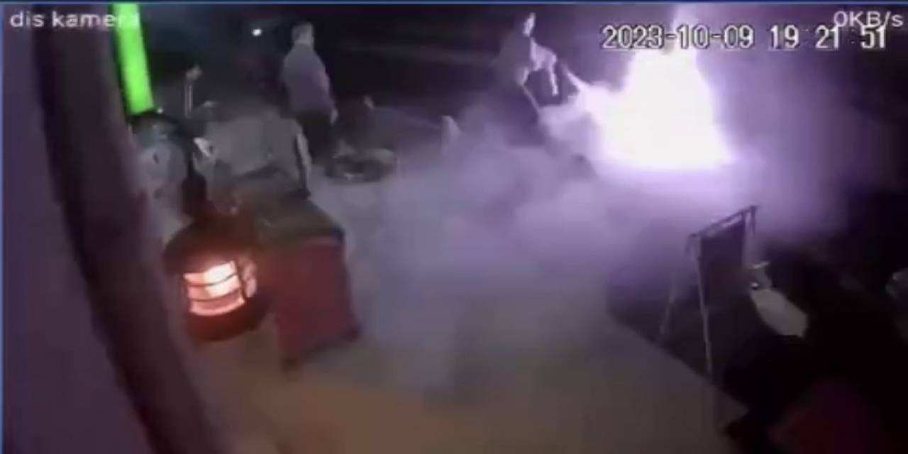 Kağıthane’de Seyir Halindeki Motosiklet Alev Topuna Döndü