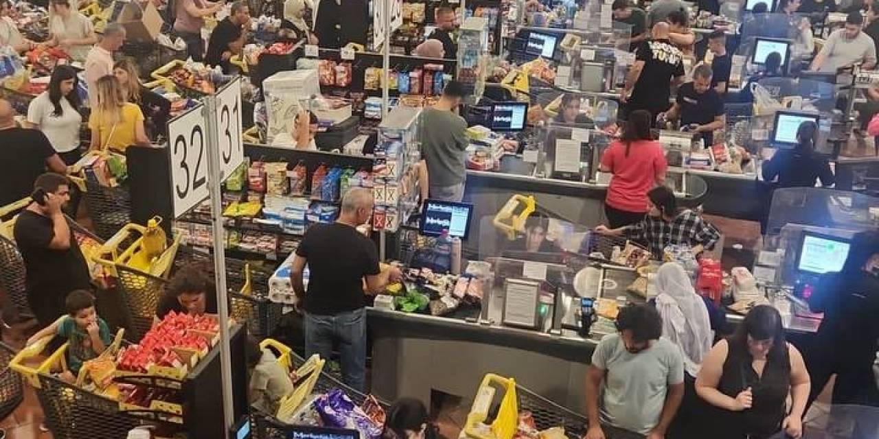 Ordunun Uyarısı Sonrası İsrail’de Halk Marketlere Akın Etti