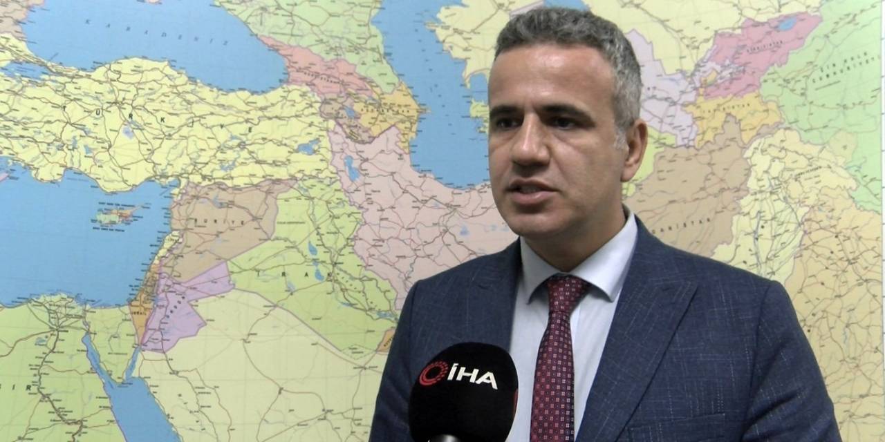 Prof. Dr. Pirinççi: "Geçmişten Gelen Tecrübesiyle Türkiye Arabulucu Olacaktır"