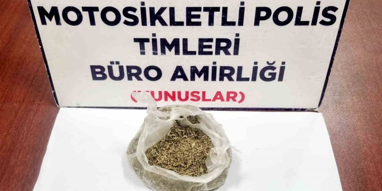 Kütahya’da Durdurulan Araçta Uyuşturucu Ele Geçirildi