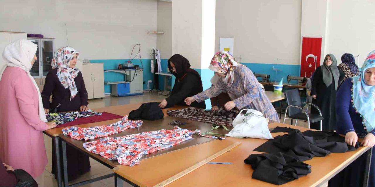 Haliliye’de Kadınlar İçin Kurs Dönemi Başladı