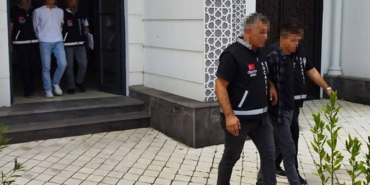 Veresiye Alkol Vermeyen Yaşlı Adamı Kalbinden Bıçaklamışlardı, Sanıklar Hakim Karşısında