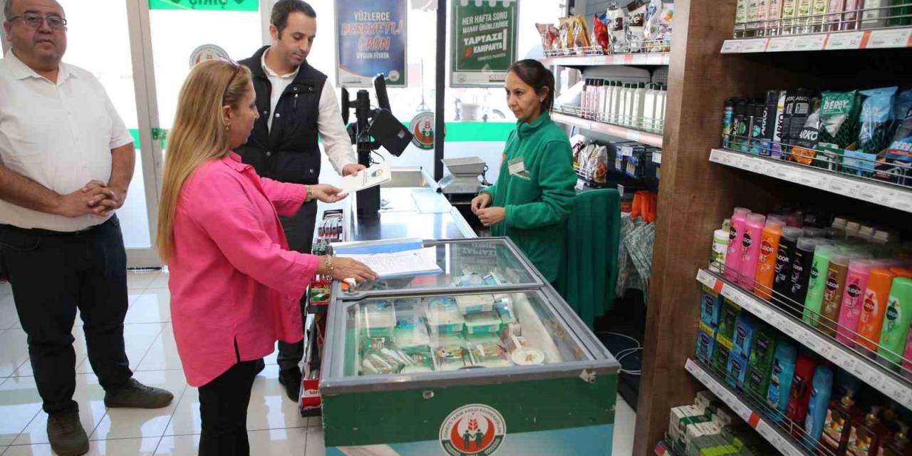 Gölbaşı Belediyesi Ekipleri İlçede Ruhsat Denetiminde Bulundu