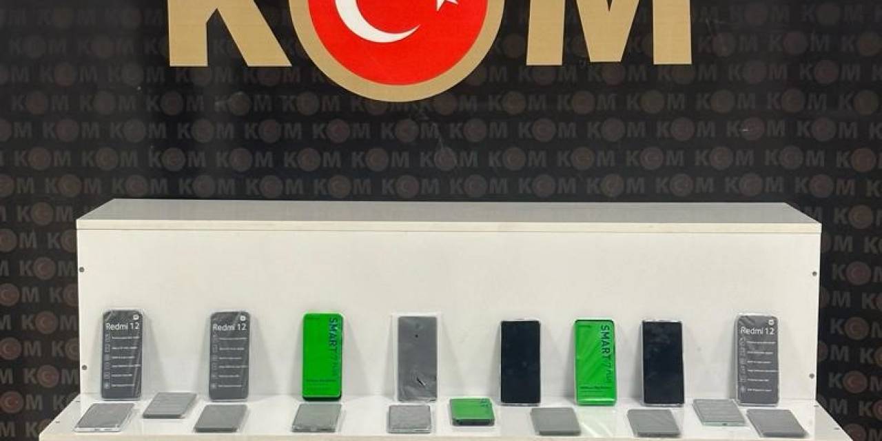 Muş’ta 40 Adet Gümrük Kaçağı Cep Telefonu Ele Geçirildi